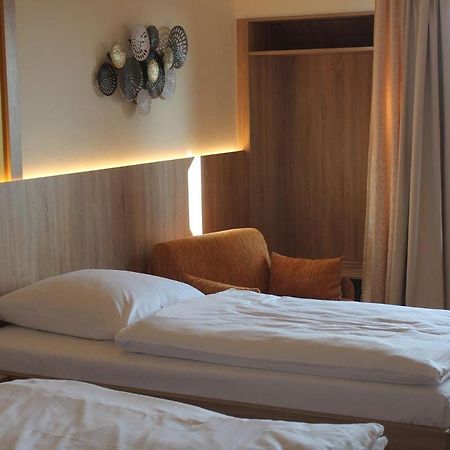 Burghotel Schoene Aussicht Bauer Gmbh Winnenden Bagian luar foto
